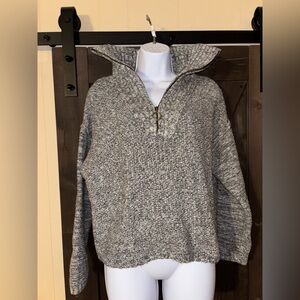 Women’s Universal Thread Sweater